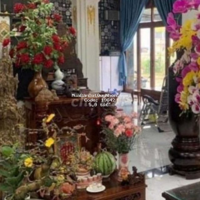 Bán biệt thự ôm góc 2 mặt tiền phường nhơn bình