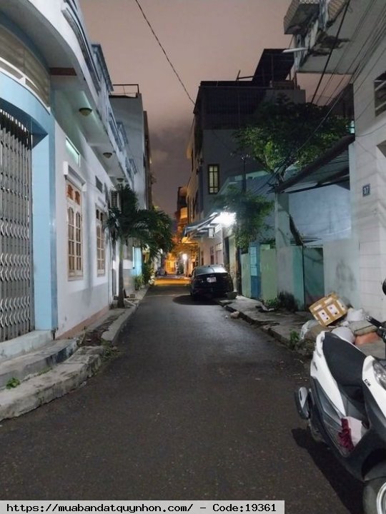 Bán đất 44m2 tặng nhà cấp 4 hẻm cạn ô tô P - Ngô Mây - tttp Quy Nhơn - Hướng: Đông Nam - Giá : 2 tỷ 4 thương lượng 