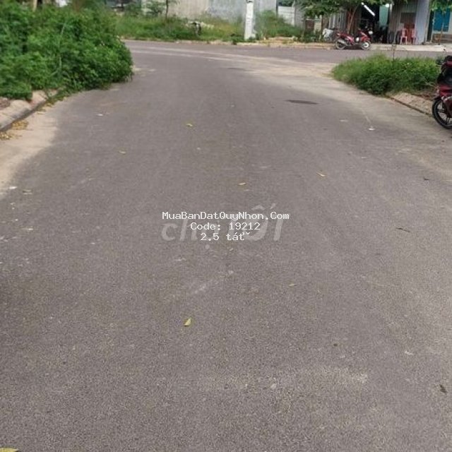 Bán lô đất mặt tiền lêthị hãnh gần sông giá 2,5 tỉ