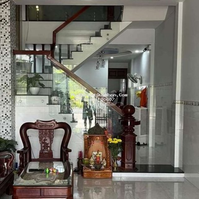Bán nhà 4 tầng mặt tiền view sông hà thanh giá 4,3 tỉ