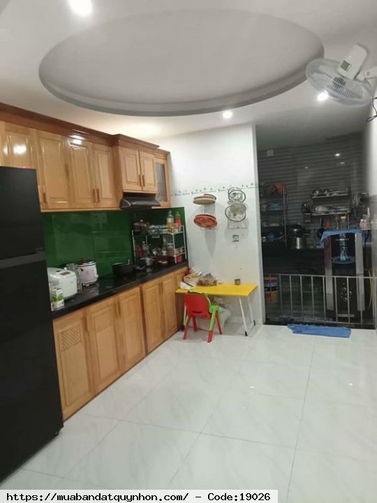 Bán nhà Mặt Tiền p Quang Trung tttp Quy Nhơn - Diện tích 48m2 - Pháp lý sổ đỏ chính chủ - Kết cấu nhà mê lỡ - Giá: 2 tỷ 350 triệu