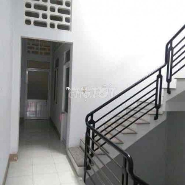 Cần bán gấp nhà mặt tiền 88m2 đối diện chợ đầm..