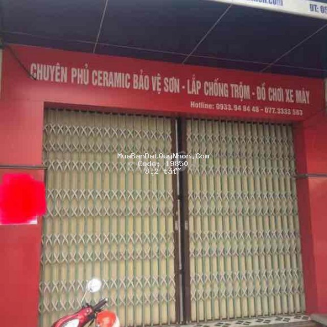 Cần tiền bán gấp nhà mặt tiền