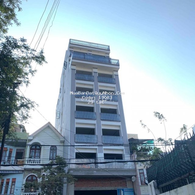 Chính chủ cần bán khách sạn gần biển(cách 80m)