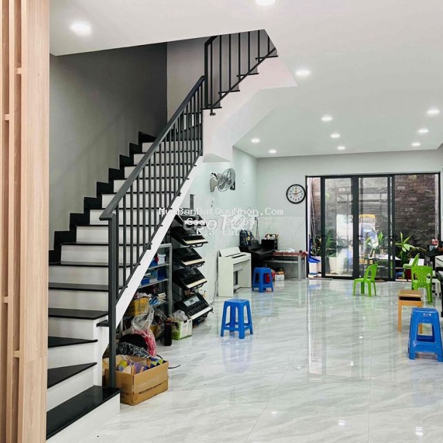 Nhà mới 3 tầng đường trần huy liệu.khu trung tâm chợ đầm - p.thị nại.