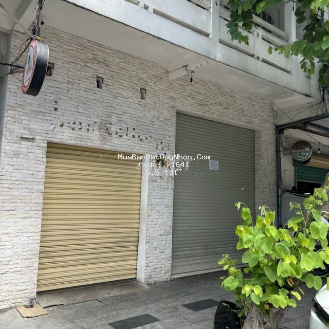 Nhà mặt tiền 2p ngủ 35m2, hai bà trưng
