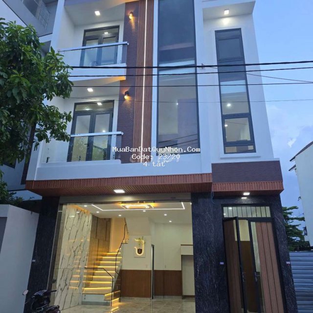 Bá nhà mặt tiền đường nguyễn quảng, phường đống đa, quy nhơn. Bá nhà mặt tiền đường nguyễn quảng, phường đống đa, quy nhơn.