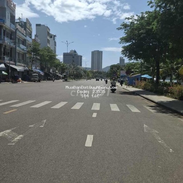 Bán đất góc dt: 1052m2 đường nội bộ an dương vương cách biển 200m Bán đất góc dt: 1052m2 đường nội bộ an dương vương cách biển 200m