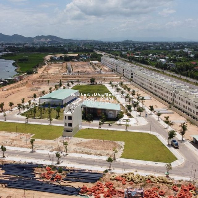 Bán đất nền 80m2 có  sổ ngay biển quy nhơn - gia lai giá 2,5  tỷ