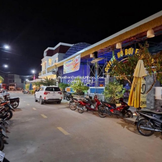 Bán đất trung tâm thị trấn tuy phước dt:150m2 giá rẻ :  2 tỷ700tr