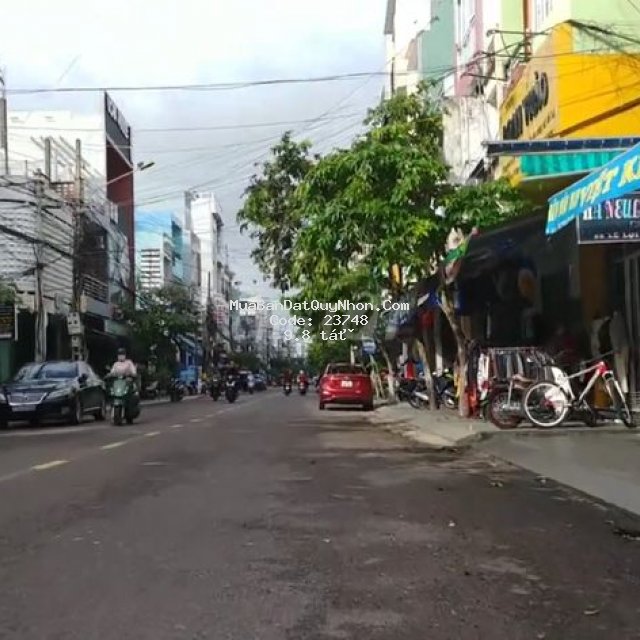 Bán nhà mặt tiền lê lơi giá 9,8 tỉ