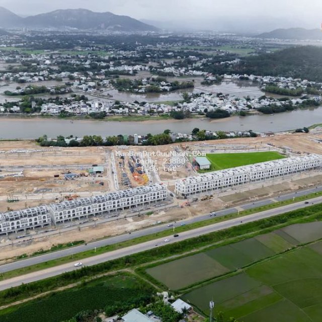 Chủ cần tiền bán gấp nền đất đã có sổ, kđt quy nhơn iconic, mt ql.19 Chủ cần tiền bán gấp nền đất đã có sổ, kđt quy nhơn iconic, mt ql.19