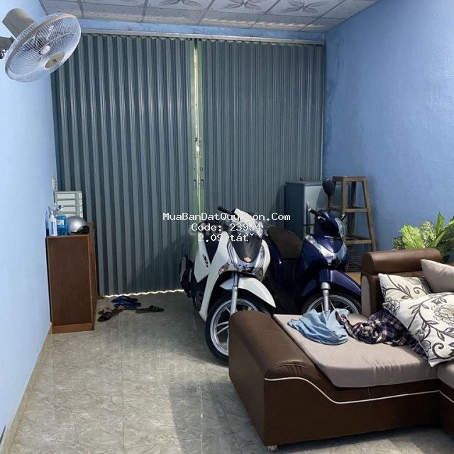 Nhà cấp 4 mặt tiền đường nguyễn khuyến