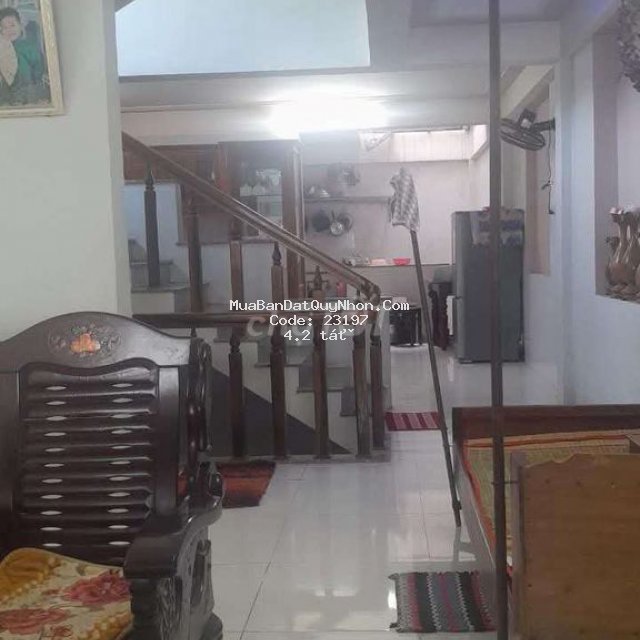 Nhà mặt tiền lê đại cang quy nhơn , 95m2 , 2,5 tầng , giá 4 tỷ 200tr