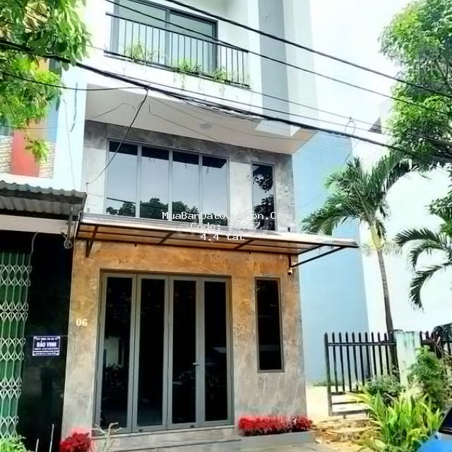 Nhà mặt tiền phạm thị đào, ngang 4m50, nội thất mới đẹp.
