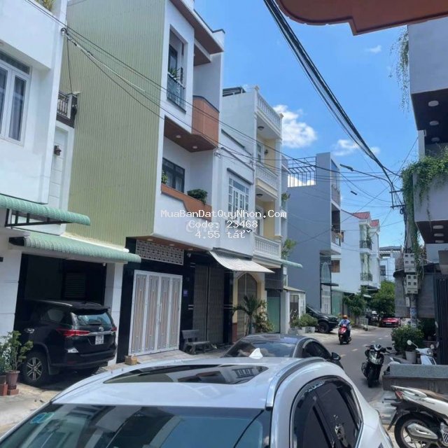 Nhà mới xây nội thất cao cấp ngay huỳnh tấn phát- lê thanh nghị
