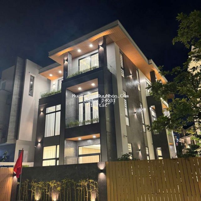 Bán căn biệt thự đại phú gia, tặng full nội thất. lh: ***