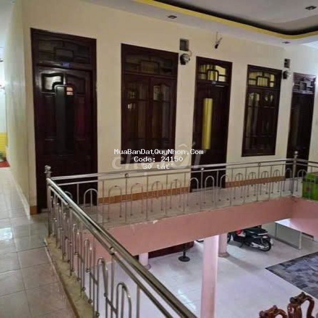 Bán khách sạn trung tâm tp biển quy nhơn, Bán khách sạn trung tâm tp biển quy nhơn,