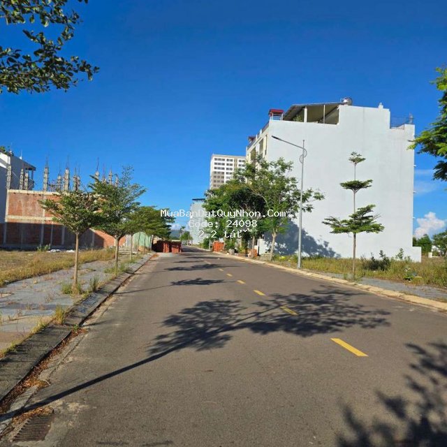 Bán lô đất sau lưng trường đại học quang trung, quy nhơn Bán lô đất sau lưng trường đại học quang trung, quy nhơn
