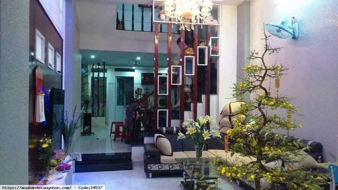 Bán Nhà 4 Tầng Hiện Đại Hẻm Hoàng Văn Thụ - Trung Tâm Quy Nhơn - Hướng Đông Nam Bán Nhà 4 Tầng Hiện Đại Hẻm Hoàng Văn Thụ - Trung Tâm Quy Nhơn - Hướng Đông Nam