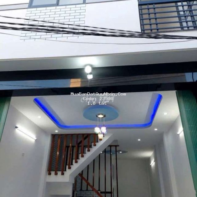 Bán nhà hẻm 851 hùng vương, hẻm oto, nhà 1 mê 2 lầu, 2pn, 2wc, 1 p thờ