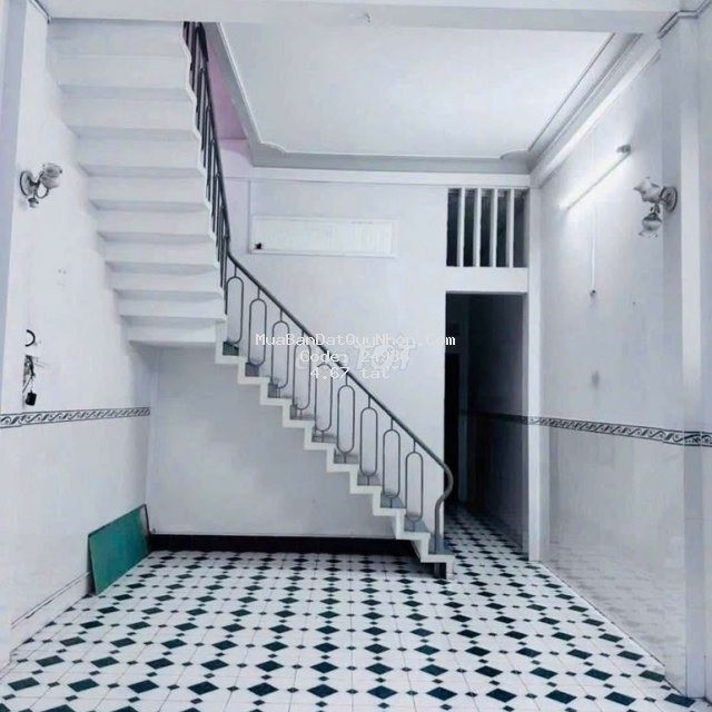 Bán nhà mê lỡ mặt tiền khu chợ đầm quy nhơn