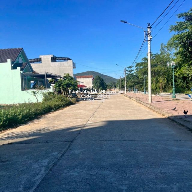 đất chính chủ 10x19m, mặt tiền đường 16m, full thổ cư, 9tr/m2 đất chính chủ 10x19m, mặt tiền đường 16m, full thổ cư, 9tr/m2