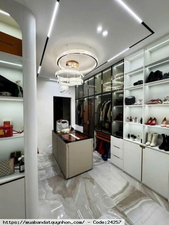 🔥 MẶT TIỀN VIP QUY NHƠN – NHÀ 5 TẦNG MỚI TOÁT – VỪA Ở VỪA KINH DOANH – CÓ Ô CHỜ THANG MÁY 🔥 MẶT TIỀN VIP QUY NHƠN – NHÀ 5 TẦNG MỚI TOÁT – VỪA Ở VỪA KINH DOANH – CÓ Ô CHỜ THANG MÁY