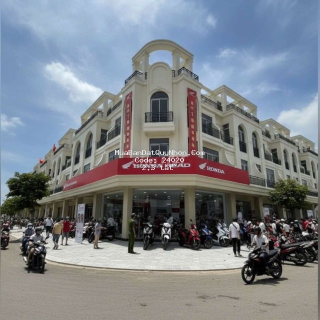 Nền góc, sau lưng biệt thự. mua ở, đầu tư, tích sản. lh: *** Nền góc, sau lưng biệt thự. mua ở, đầu tư, tích sản. lh: ***