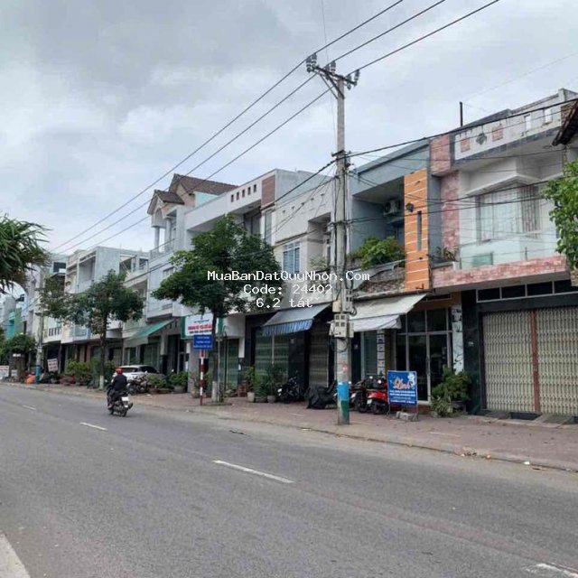 Nhà mặt tiền 95,5m2, 4pn, đường đống đa, quy nhơn