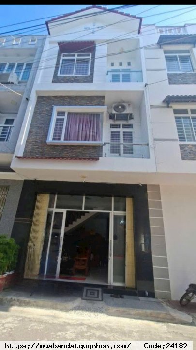 💎 TUYỆT PHẨM KỀ GÓC KHU Ỷ LAN – NGANG 5M BỀ THẾ – 3 TẦNG KIÊN CỐ – CHỈ 5,2 TỶ! 💎 TUYỆT PHẨM KỀ GÓC KHU Ỷ LAN – NGANG 5M BỀ THẾ – 3 TẦNG KIÊN CỐ – CHỈ 5,2 TỶ!